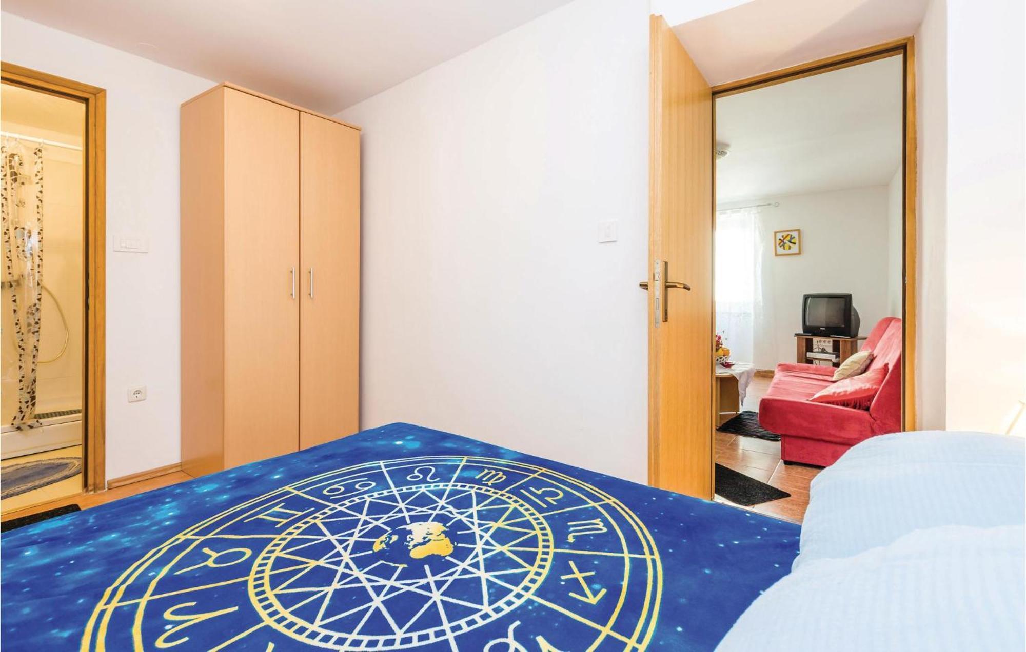 סנג' 1 Bedroom Nice Apartment In Senj מראה חיצוני תמונה